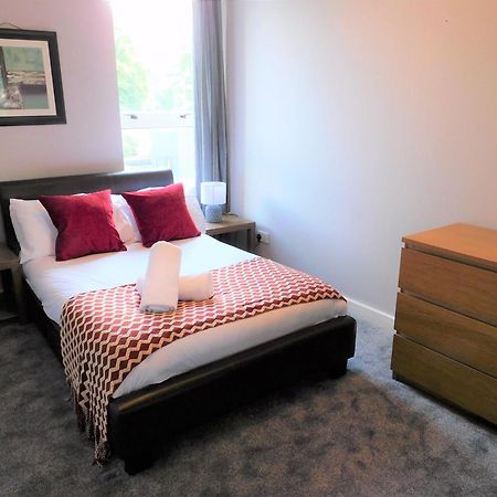 City Centre 2 Bedroom Apt, Close To M8 & Tourist Attractions Glasgow Dış mekan fotoğraf