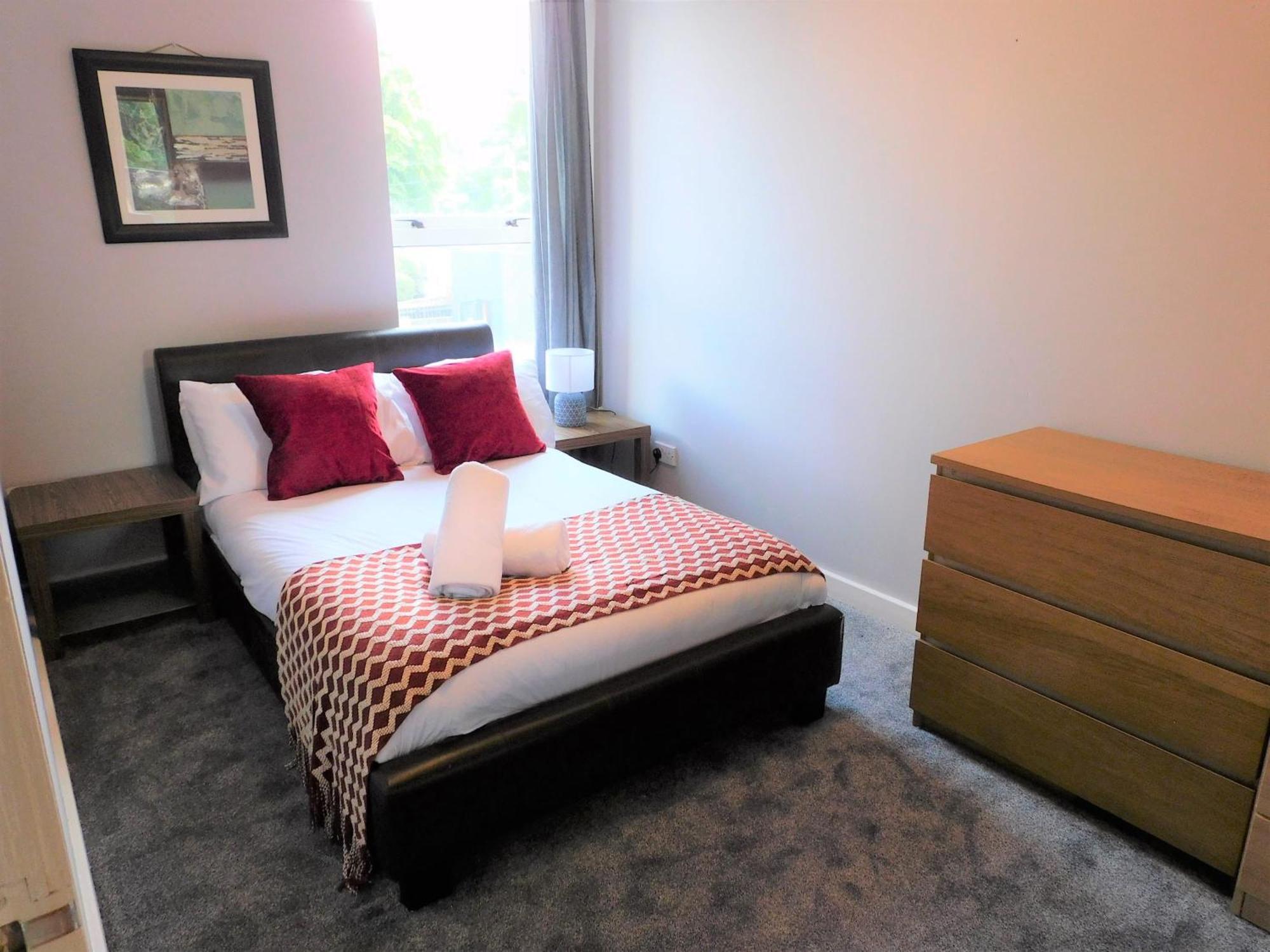 City Centre 2 Bedroom Apt, Close To M8 & Tourist Attractions Glasgow Dış mekan fotoğraf